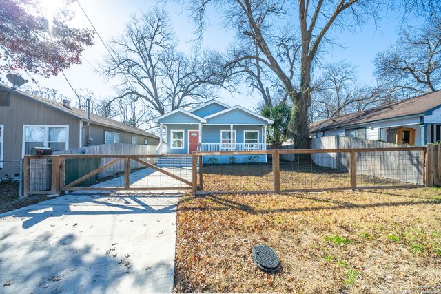 1118 N Center St, San Antonio, TX 78202