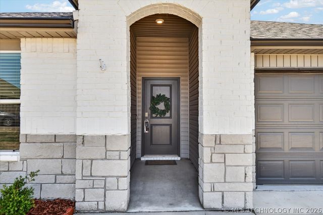 3205 Rushmore Street, Bartlesville, OK 74006