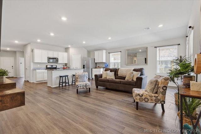 3205 Rushmore Street, Bartlesville, OK 74006