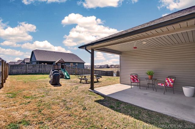 3205 Rushmore Street, Bartlesville, OK 74006