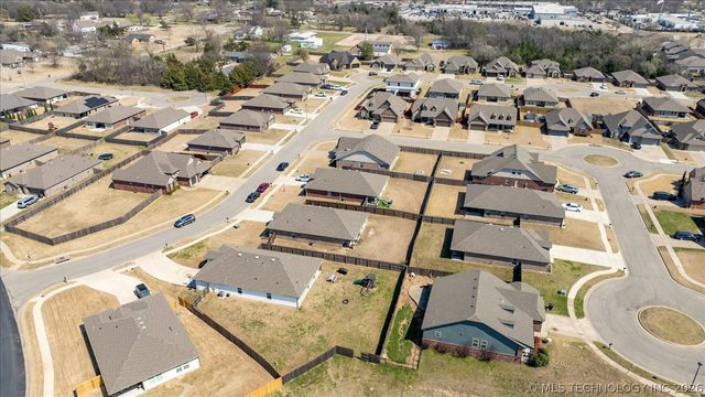 3205 Rushmore Street, Bartlesville, OK 74006