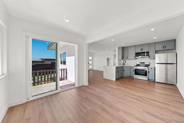4768 72 Coronado Avenue, San Diego, CA 92107