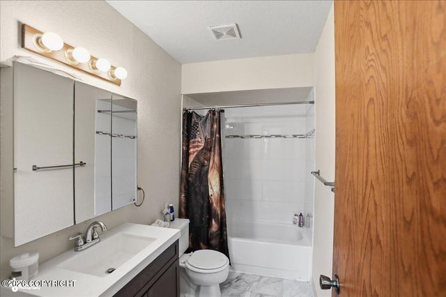 16941 Vanover Circle, Eagle River, AK 99577