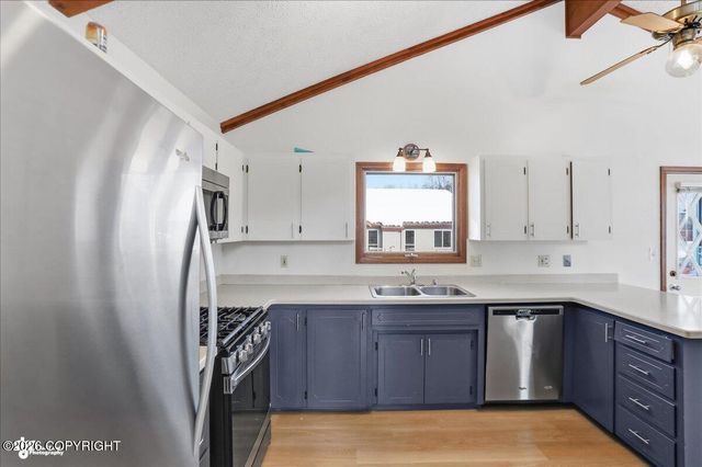 16941 Vanover Circle, Eagle River, AK 99577