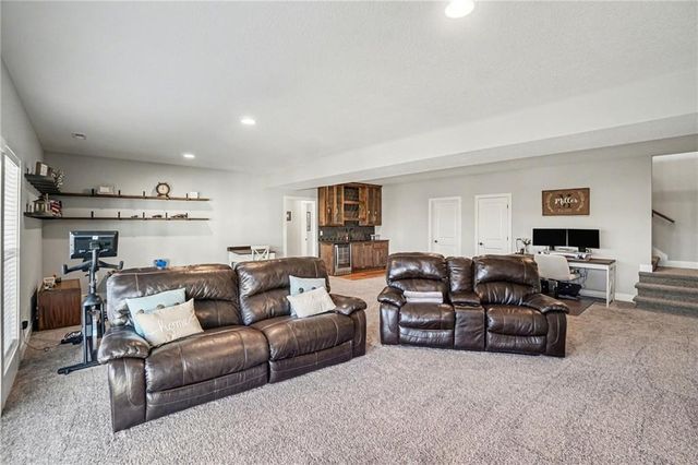 16590 NW 124 Street, Platte City, MO 64079