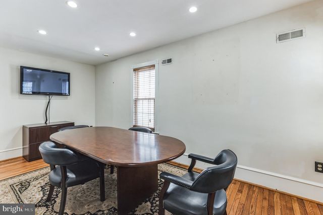 323 HADDON AVE, Haddon Township, NJ 08108