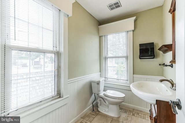323 HADDON AVE, Haddon Township, NJ 08108