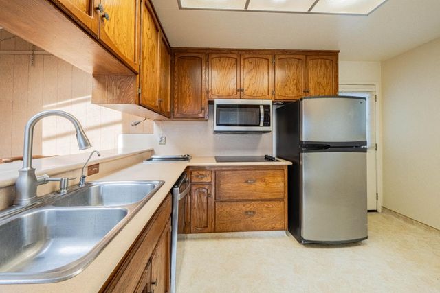 24 Saint Francis Way, Salinas, CA 93906