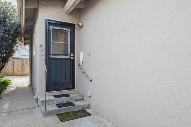 24 Saint Francis Way, Salinas, CA 93906