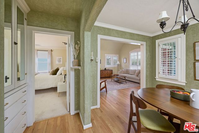 5960 Airdrome Street, Los Angeles, CA 90035
