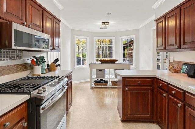 2746 Saxon Drive, Duluth, GA 30096