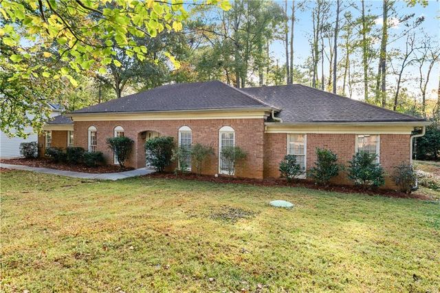 2746 Saxon Drive, Duluth, GA 30096