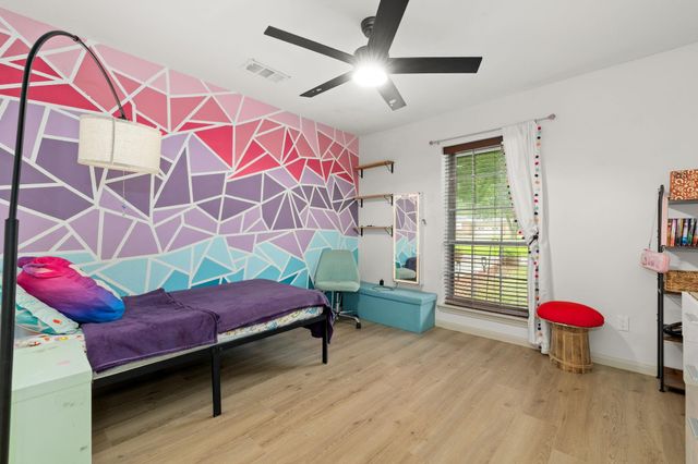 805 Redberry Hill Road, Baytown, TX 77521