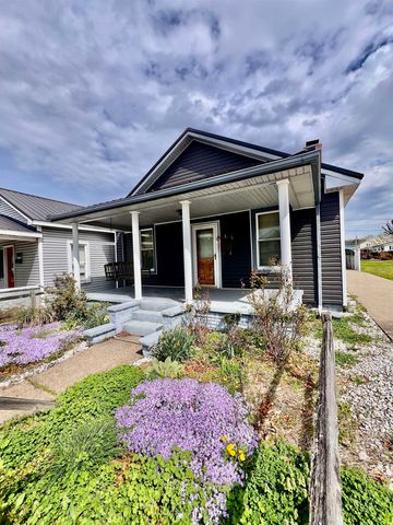 1523 Oak Street, Kenova, WV 25530