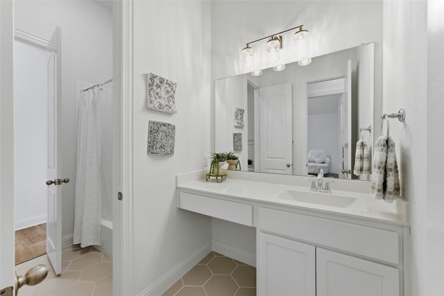 6001 Mountain Lodge Drive, Fort Worth, TX 76179