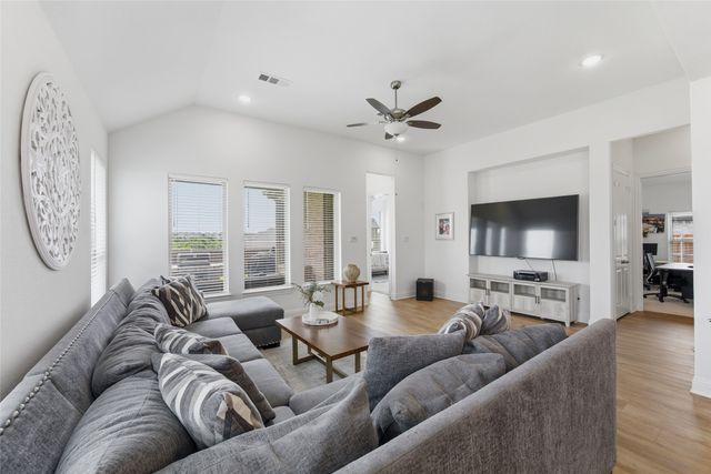 6001 Mountain Lodge Drive, Fort Worth, TX 76179