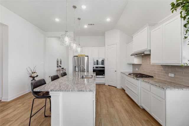 6001 Mountain Lodge Drive, Fort Worth, TX 76179