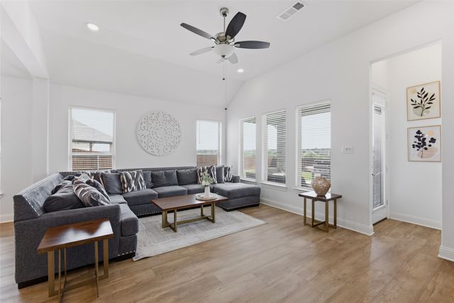 6001 Mountain Lodge Drive, Fort Worth, TX 76179