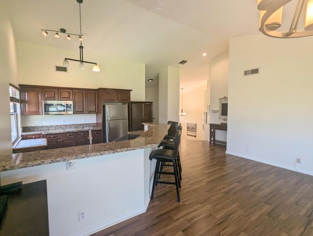 12676 Shoreline Drive 2f, Wellington, FL 33414