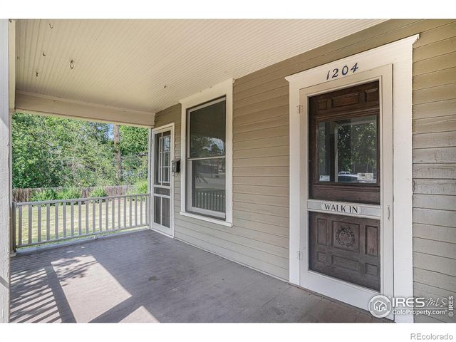 1204 N Lincoln Avenue, Loveland, CO 80537