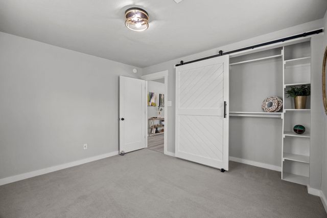 5709 David Street, Dickinson, TX 77539