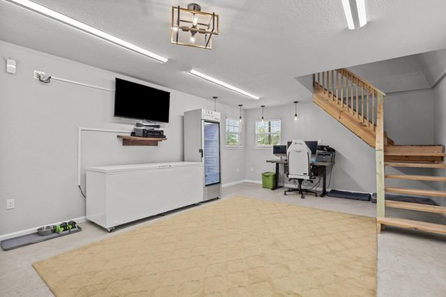 5709 David Street, Dickinson, TX 77539