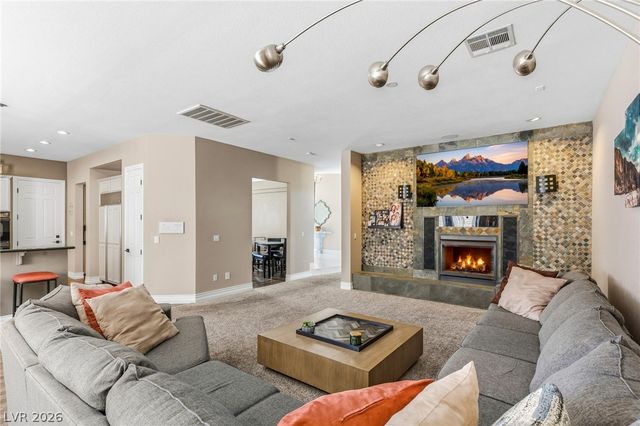 8052 Dark Hollow Place, Las Vegas, NV 89117