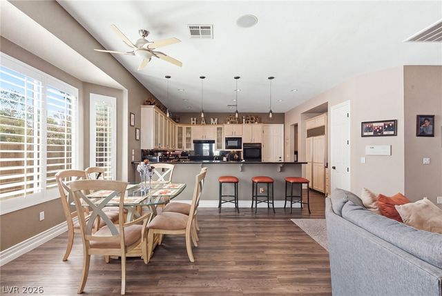 8052 Dark Hollow Place, Las Vegas, NV 89117