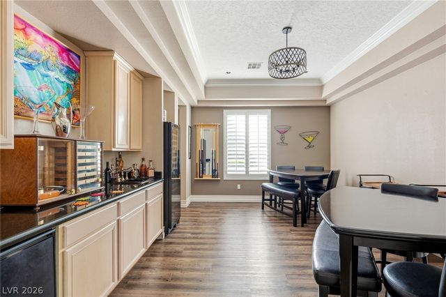 8052 Dark Hollow Place, Las Vegas, NV 89117