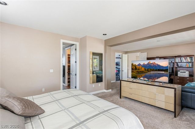 8052 Dark Hollow Place, Las Vegas, NV 89117