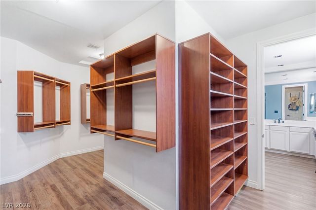 8052 Dark Hollow Place, Las Vegas, NV 89117