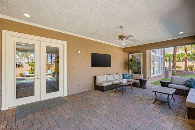 8052 Dark Hollow Place, Las Vegas, NV 89117