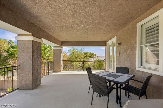 8052 Dark Hollow Place, Las Vegas, NV 89117