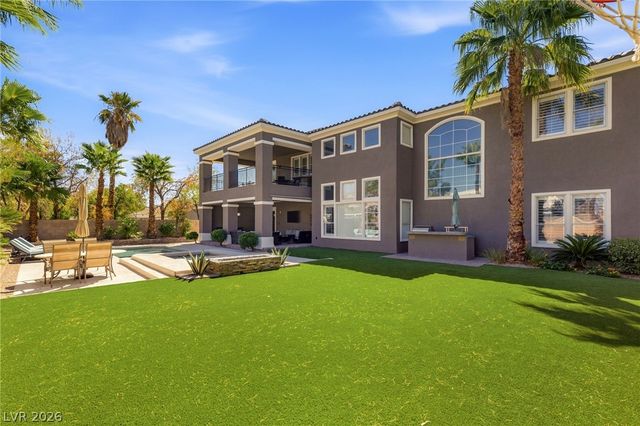 8052 Dark Hollow Place, Las Vegas, NV 89117