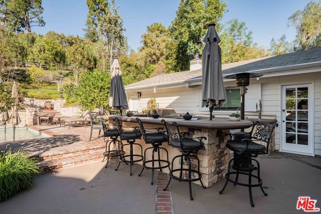 23939 Long Valley Road, Hidden Hills, CA 91302