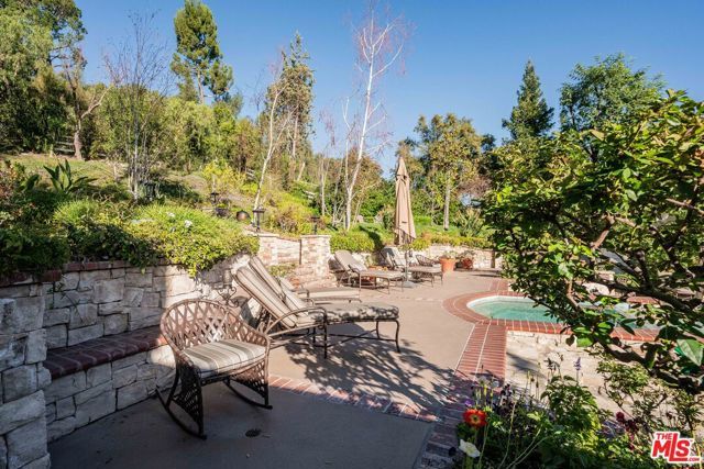 23939 Long Valley Road, Hidden Hills, CA 91302