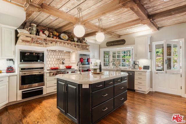 23939 Long Valley Road, Hidden Hills, CA 91302