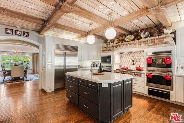 23939 Long Valley Road, Hidden Hills, CA 91302