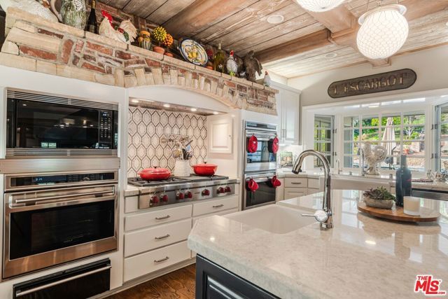 23939 Long Valley Road, Hidden Hills, CA 91302