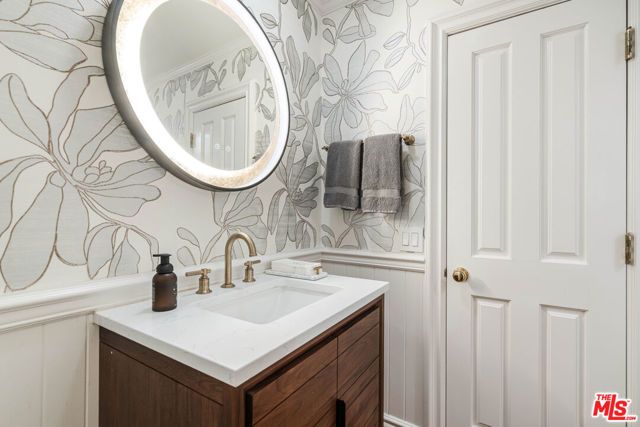 23939 Long Valley Road, Hidden Hills, CA 91302