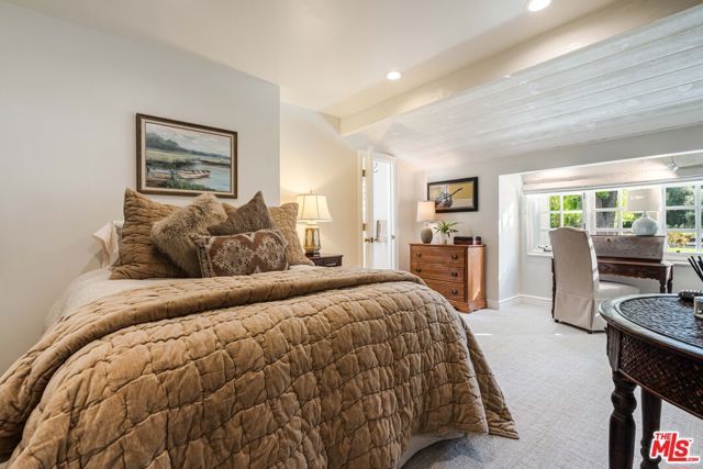 23939 Long Valley Road, Hidden Hills, CA 91302