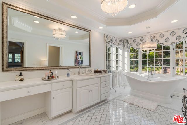 23939 Long Valley Road, Hidden Hills, CA 91302