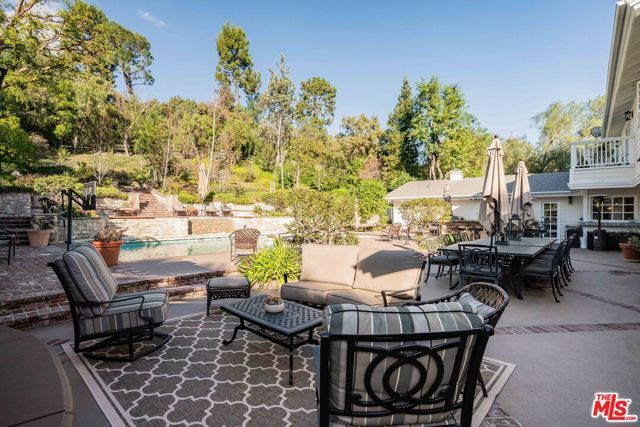 23939 Long Valley Road, Hidden Hills, CA 91302