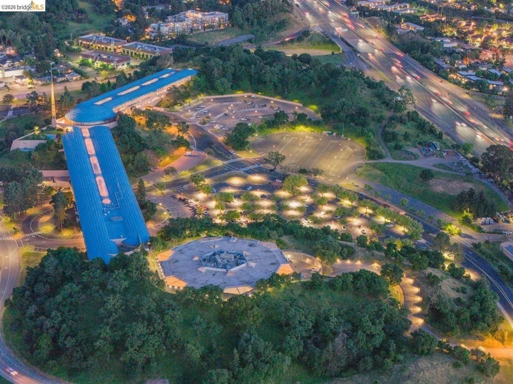 Image 50 of property listing at 319 N San Pedro RD, San Rafael, CA 94903