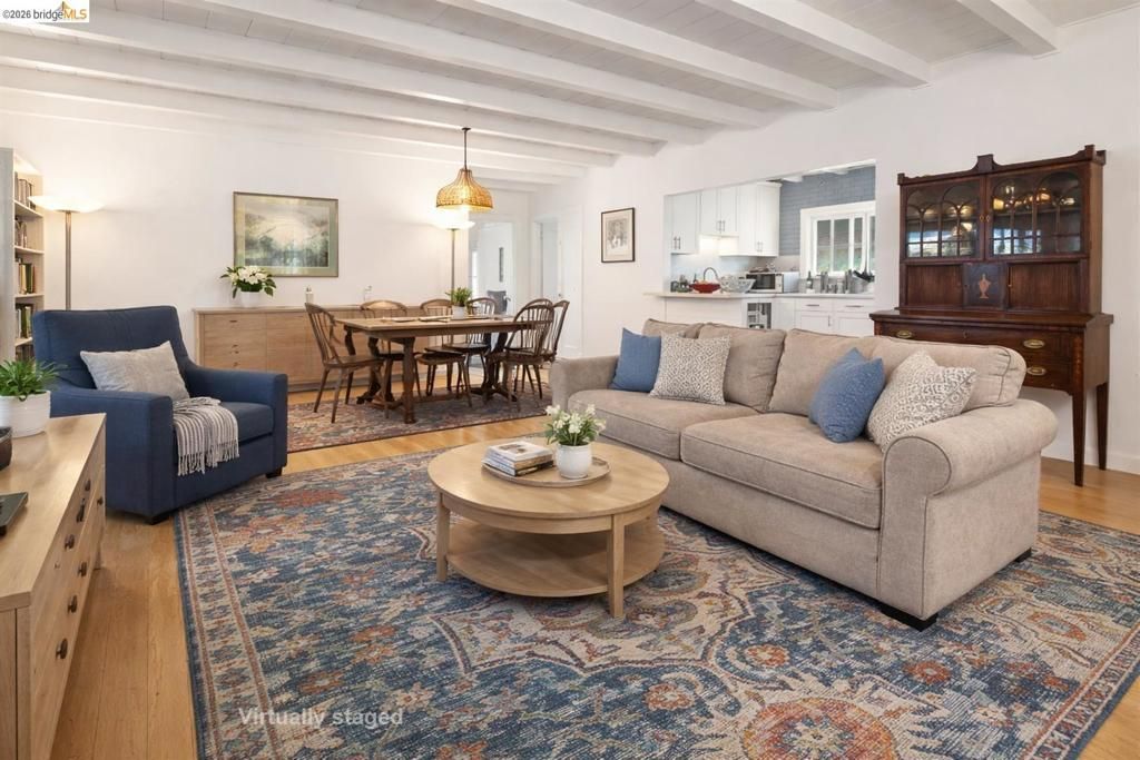 Image 7 of property listing at 319 N San Pedro RD, San Rafael, CA 94903