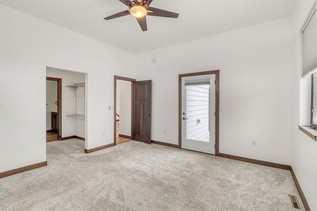 1153 45th Avenue S, Moorhead, MN 56560