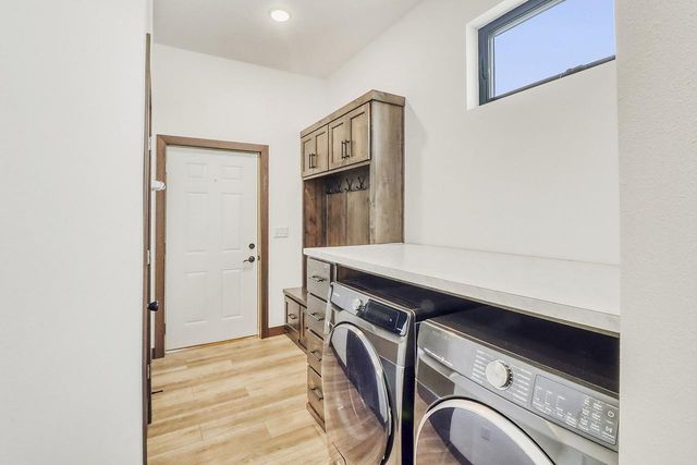 1153 45th Avenue S, Moorhead, MN 56560