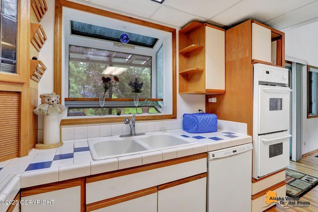 19411 Klondike Street, Chugiak, AK 99567