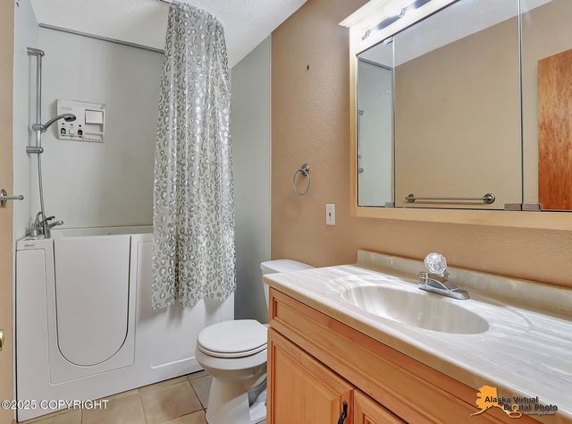 19411 Klondike Street, Chugiak, AK 99567