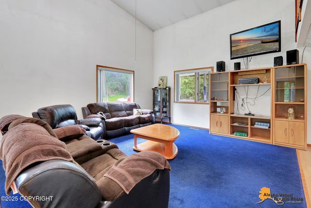 19411 Klondike Street, Chugiak, AK 99567